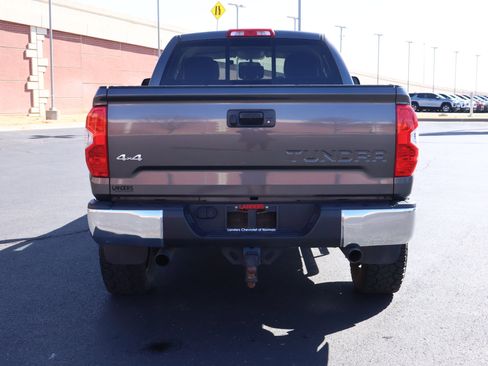 Used 2016 Toyota Tundra SR5 w/ SR5 Upgrade Package image 30