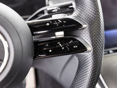 Certified 2024 Mercedes-Benz GLC 300 4MATIC image 12