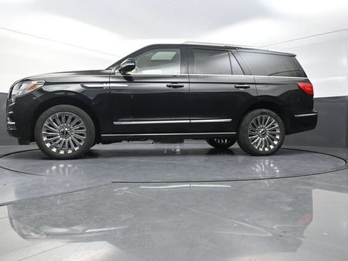 Used 2020 Lincoln Navigator Reserve w/ Luxury Package AWD/4WD image 35