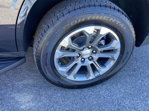 Certified 2025 Chevrolet Tahoe LS image 28