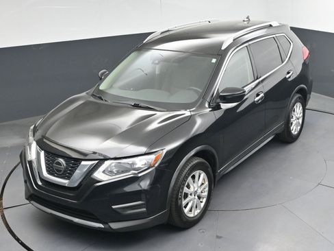 Used 2020 Nissan Rogue SV image 28