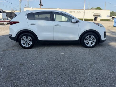 Used 2017 Kia Sportage LX FWD image 6