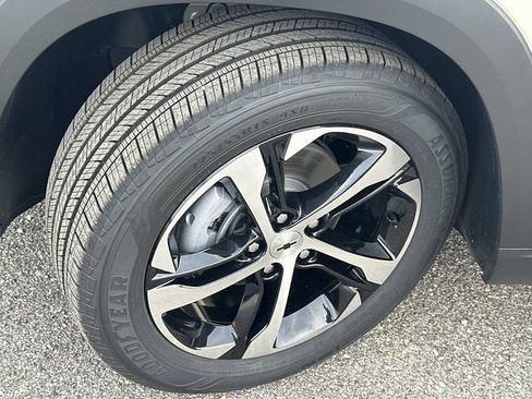 New 2026 Chevrolet Trax RS image 18