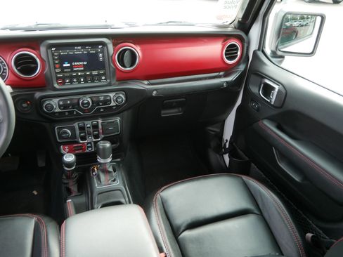 Used 2023 Jeep Gladiator Rubicon w/ LED Lighting Group image 11