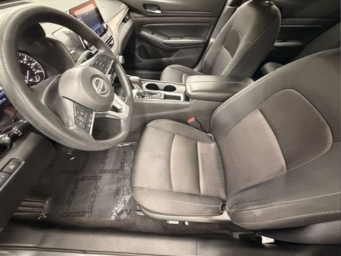 Certified 2024 Nissan Altima 2.5 SV FWD image 14