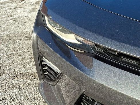 Used 2018 Chevrolet Camaro SS image 18
