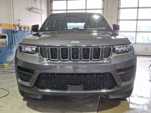 New 2026 Jeep Grand Cherokee Laredo X image 2