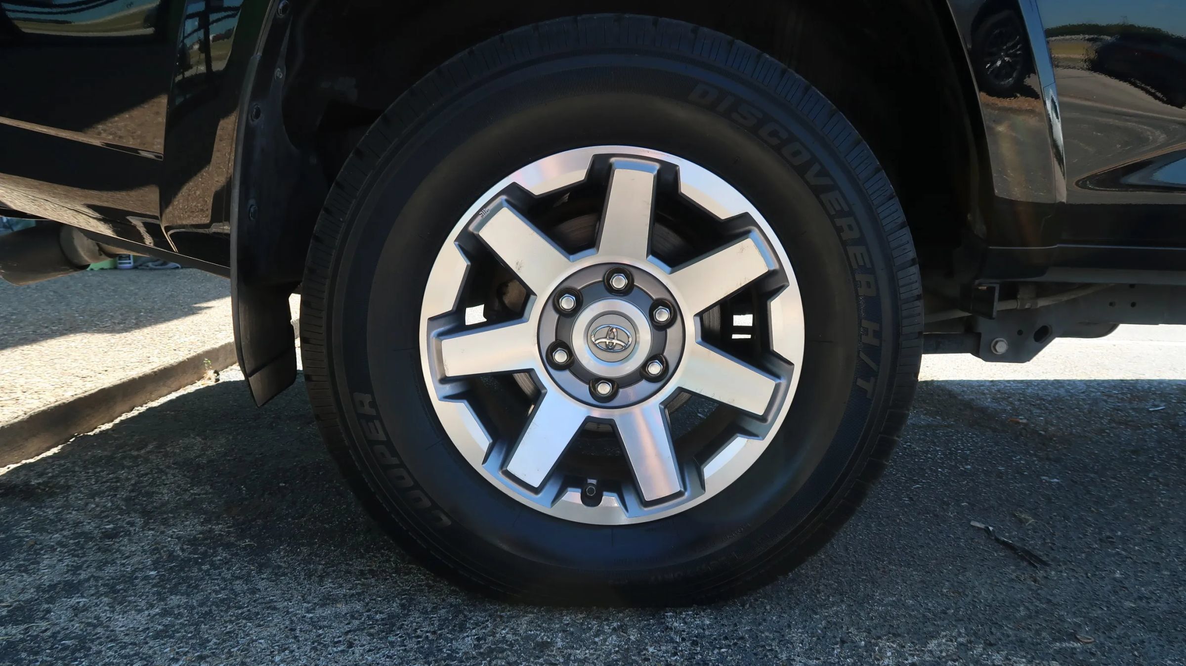 Used 2019 Toyota 4Runner TRD Off-Road Premium AWD/4WD image 54