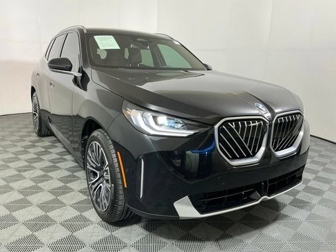 Used 2025 BMW X3 xDrive30i w/ Premium Package AWD/4WD image 4