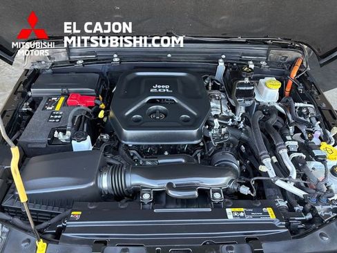 Used 2023 Jeep Wrangler Unlimited Sahara w/ Cold Weather Group image 17