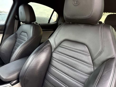 Used 2020 Alfa Romeo Stelvio Ti Sport w/ Quick Order Package 22S Sport image 25