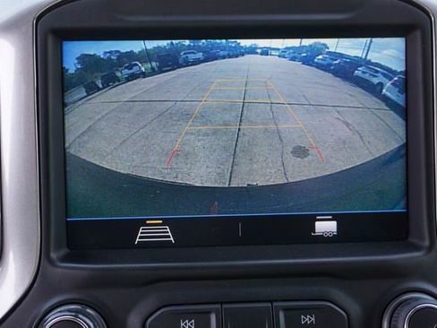 Used 2021 Chevrolet Silverado 1500 LT Trail Boss image 24