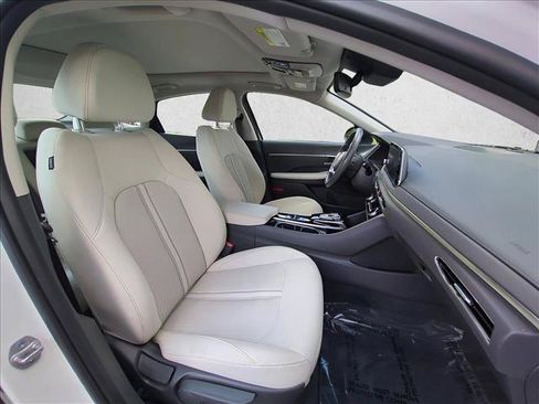 Certified 2023 Hyundai Sonata SEL w/ Convenience Package FWD image 25