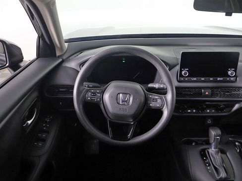 Used 2025 Honda HR-V LX image 31
