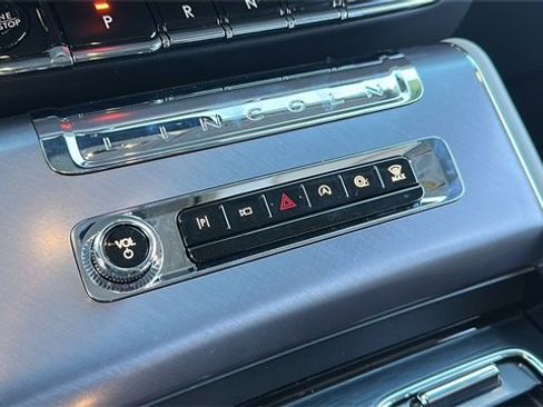 New 2026 Lincoln Aviator Premiere image 22