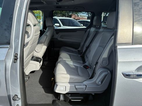 Used 2021 Honda Odyssey Touring image 29