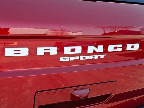 Certified 2025 Ford Bronco Sport Outer Banks w/ Outer Banks Tech Package+ AWD/4WD image 29