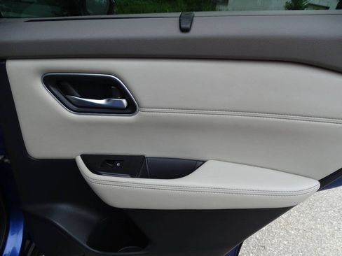 Used 2021 Nissan Rogue AWD SV w/ SV Premium Package image 44