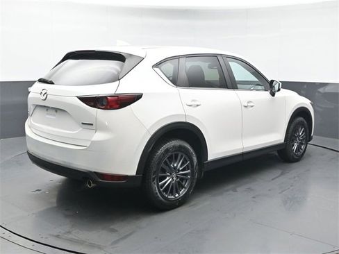 Used 2020 MAZDA CX-5 Touring image 5