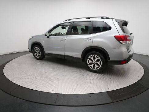 Used 2024 Subaru Forester Premium AWD/4WD image 34