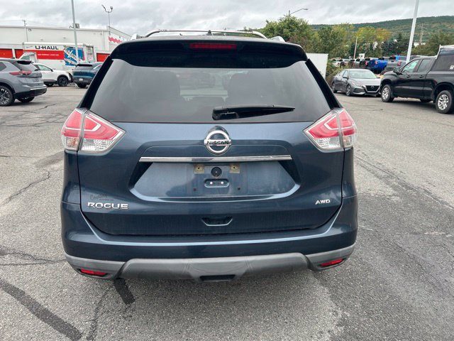 Used 2016 Nissan Rogue S w/ Appearance Package AWD/4WD image 6