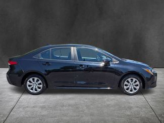 Used 2024 Toyota Corolla LE FWD video 3
