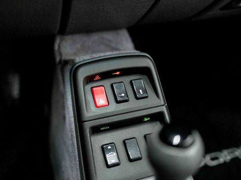 Used 1997 Porsche 911 Carrera RWD image 65