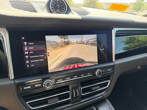 Used 2020 Porsche Macan S AWD/4WD image 29