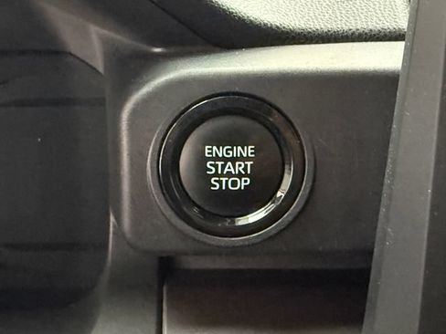 Used 2024 Toyota Tacoma SR5 RWD image 15