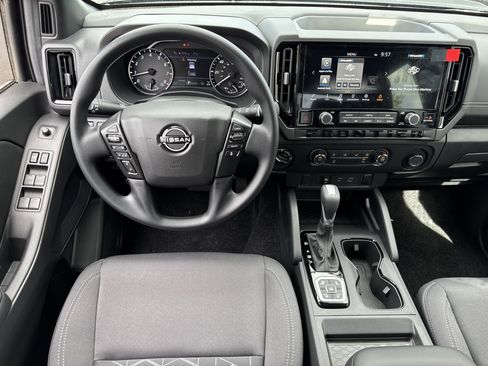 New 2026 Nissan Frontier SV w/ Tow Package AWD/4WD image 10