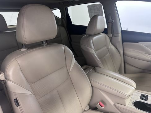 Used 2018 Nissan Murano Platinum image 45