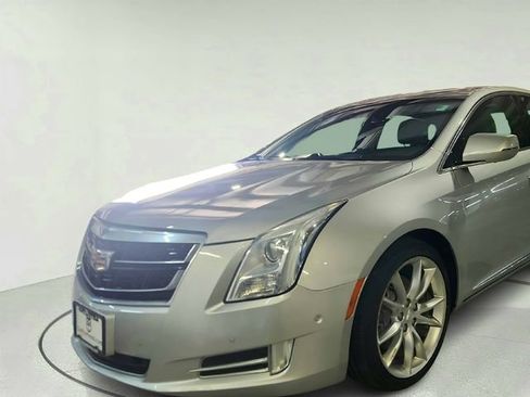 Used 2016 Cadillac XTS Premium FWD image 11