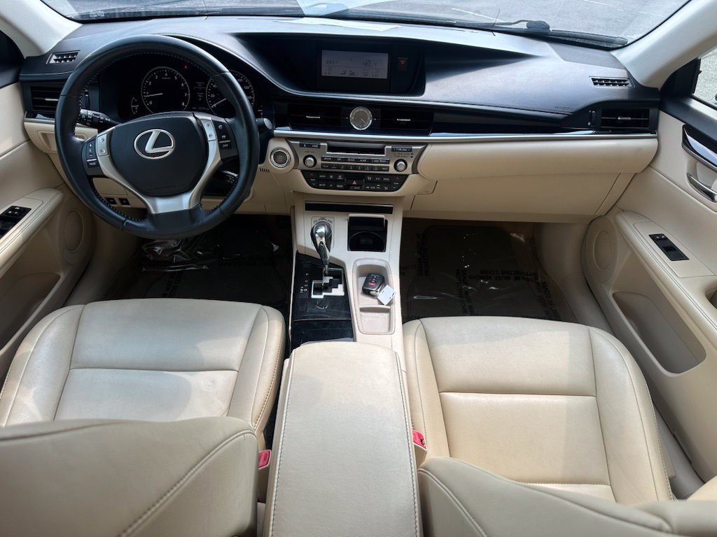 Used 2014 Lexus ES 350 FWD image 21