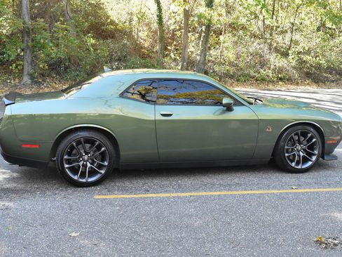 Used 2023 Dodge Challenger R/T Scat Pack w/ Plus Package image 8