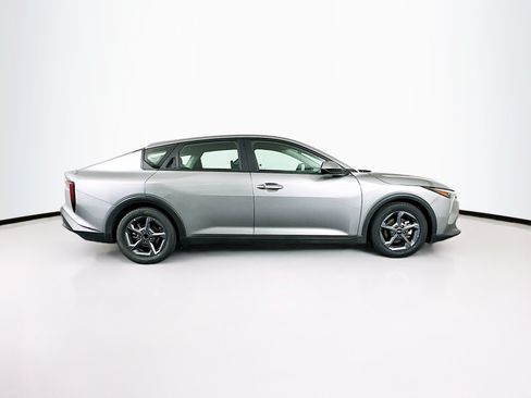 Used 2025 Kia K4 FWD image 10