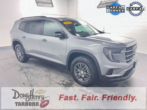 Used 2025 GMC Acadia Elevation image 3