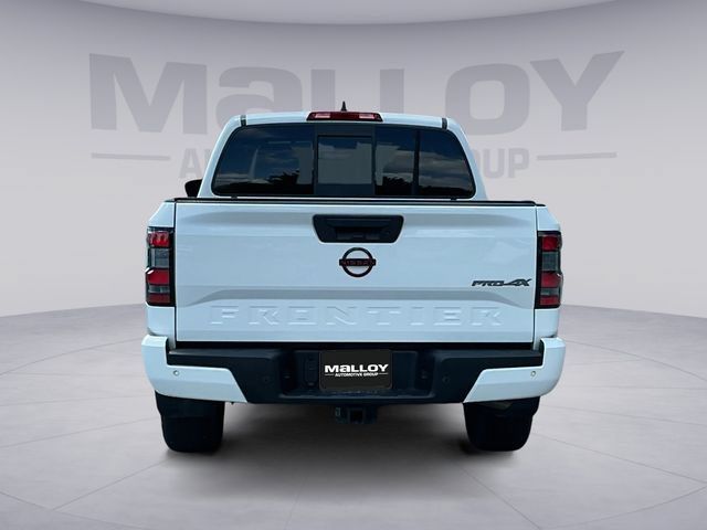 Used 2022 Nissan Frontier PRO-4X AWD/4WD image 4