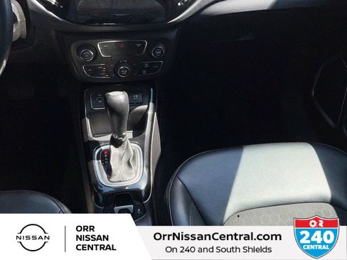 Used 2019 Jeep Compass Latitude FWD image 23