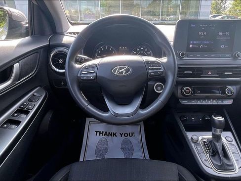 Used 2022 Hyundai Kona SEL w/ Convenience Package AWD/4WD image 5