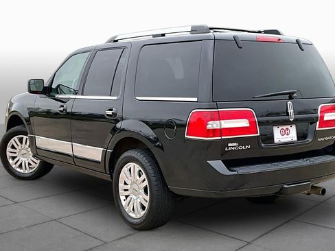 Used 2014 Lincoln Navigator 4WD image 11