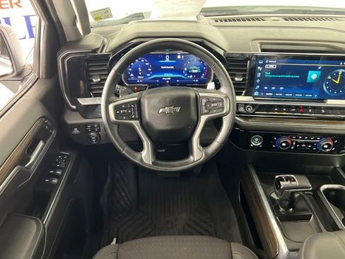 Used 2023 Chevrolet Silverado 1500 RST image 15