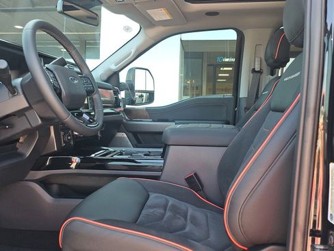 Used 2026 Ford F250 Lariat w/ Black Appearance Package AWD/4WD image 10