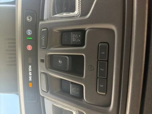 Used 2024 GMC Sierra 1500 Denali w/ Denali Reserve Package AWD/4WD image 24