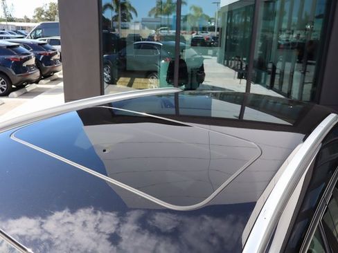 Used 2023 MAZDA CX-30 AWD 2.5 S w/ Premium Package image 18