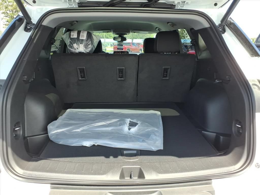 New 2026 Chevrolet Blazer LT w/ Convenience Package FWD image 15
