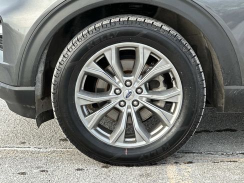 Used 2020 Ford Explorer Limited image 8