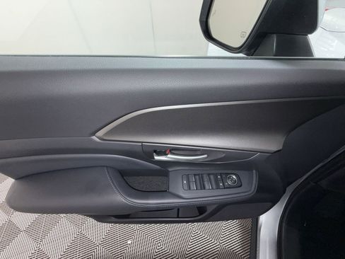 Used 2025 Toyota Grand Highlander FWD image 15