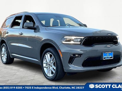 Used 2022 Dodge Durango GT image 1