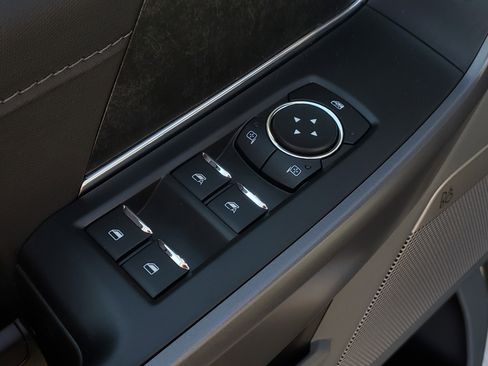 New 2025 Ford F150 Lightning Flash image 9