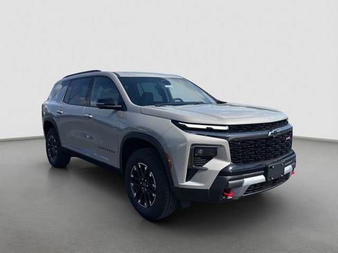 New 2026 Chevrolet Traverse Z71 w/ Driver Confidence Package AWD/4WD image 8